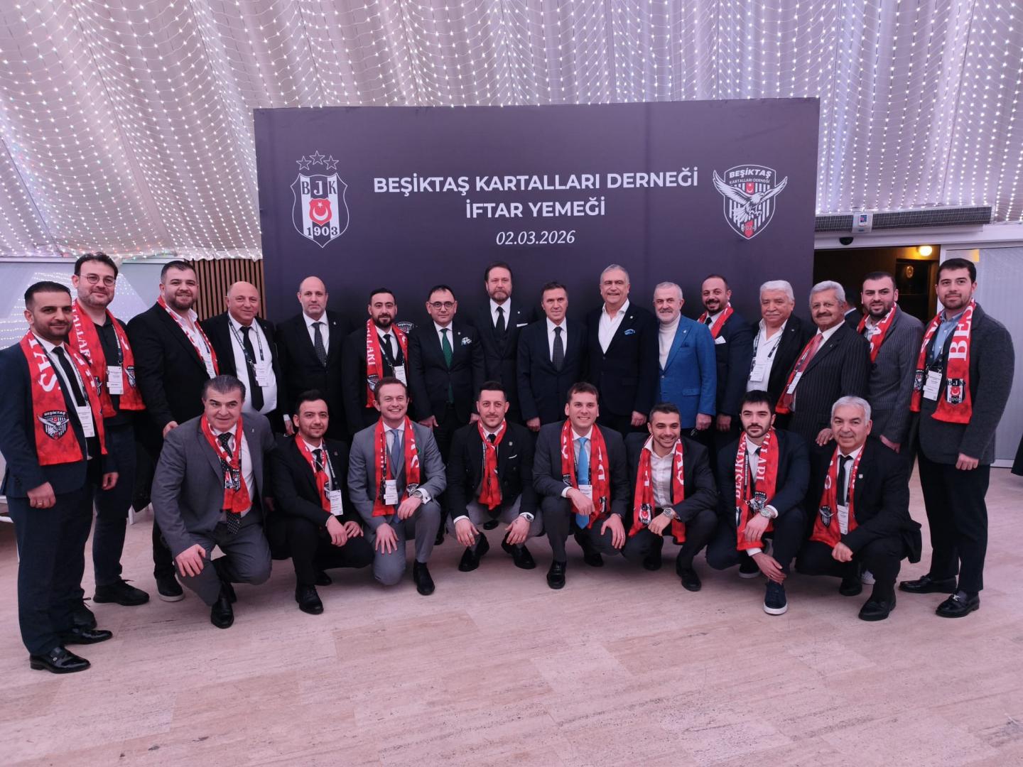 Beşiktaş Kartalları Derneği'nden iftar!