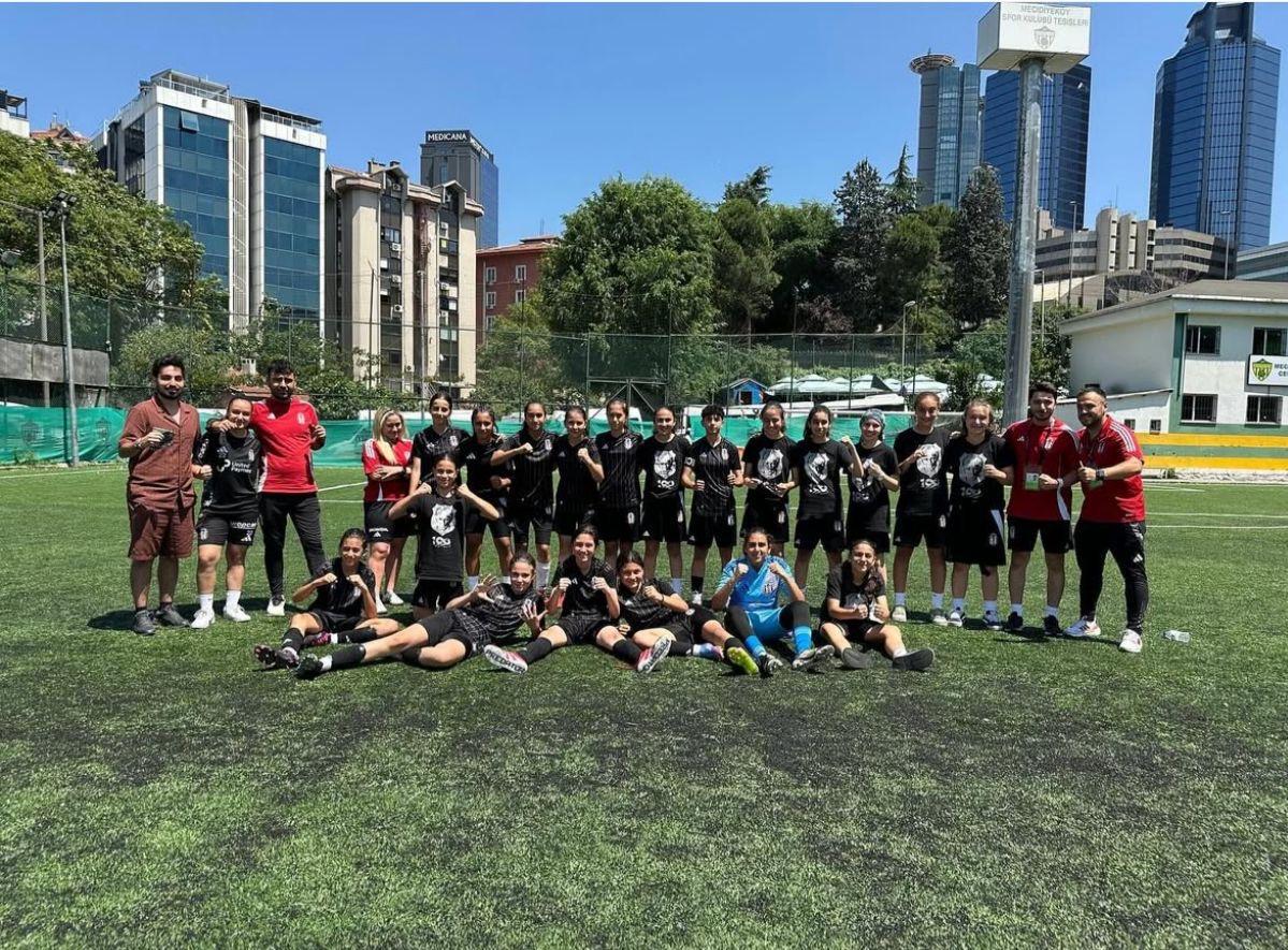 Beşiktaş’ta U-13 ile U-15 Kız Futbol Takımları kapatıldı!