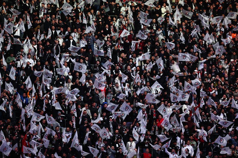 Beşiktaş - Kasımpaşa maçının biletleri satışa çıkıyor!
