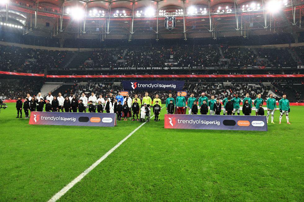 Beşiktaş - Alanyaspor maçının biletleri satışa çıkıyor!