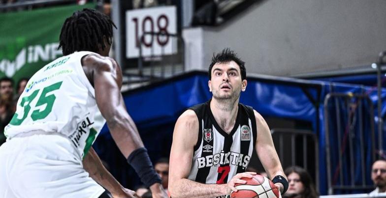 Beşiktaş Gain, Bursa deplasmanında farklı kazandı!