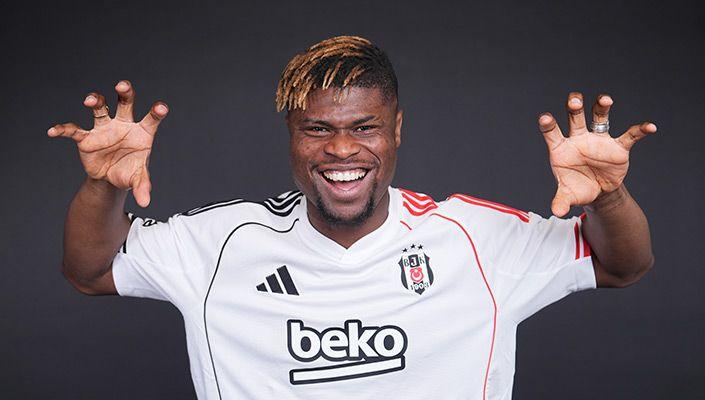 Emmanuel Agbadou: Oynadığım her maçta takımım için yüzde yüzümü vermek isterim!
