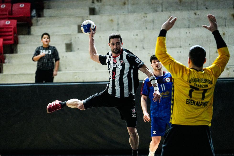 Beşiktaş, Trabzon BŞB karşısında farklı kazandı!