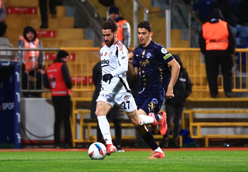 10 kişi Beşiktaş, Kasımpaşa ile berabere kaldı!
