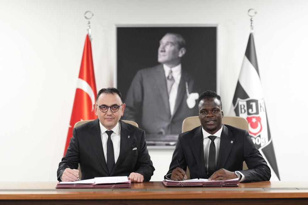 Junior Olaitan, resmen Beşiktaş'ta!