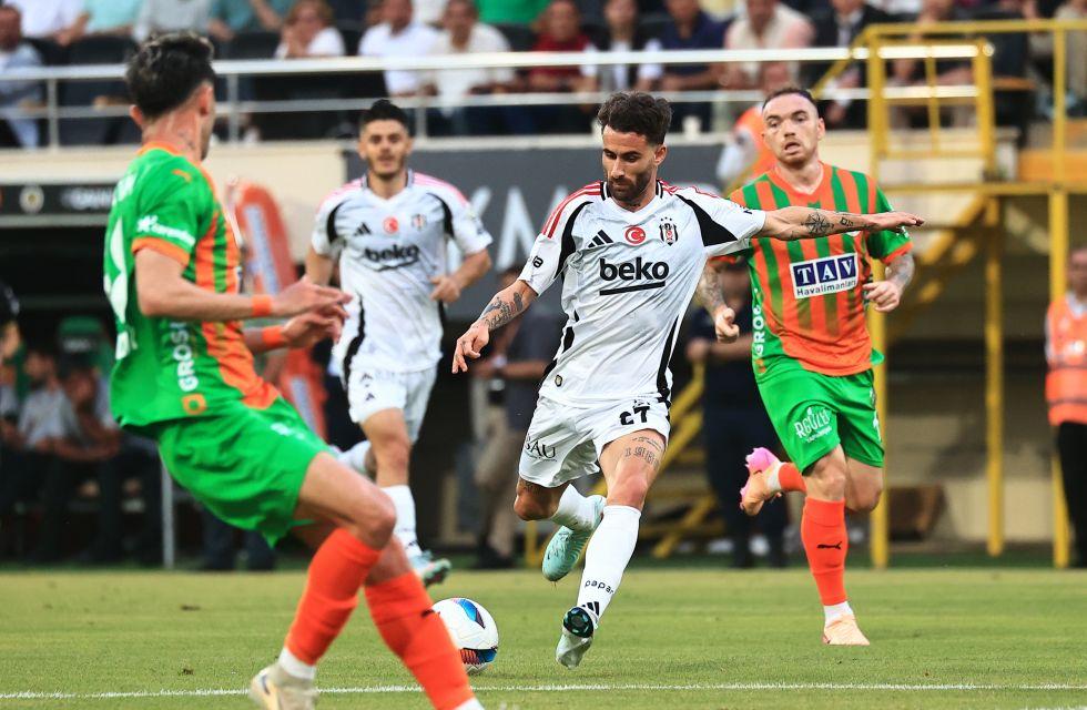 Beşiktaş, Alanyaspor ile puanları paylaştı!