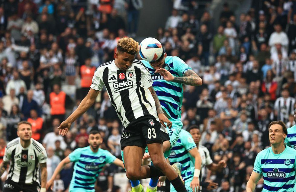 Beşiktaş, evinde Rizespor’a mağlup!