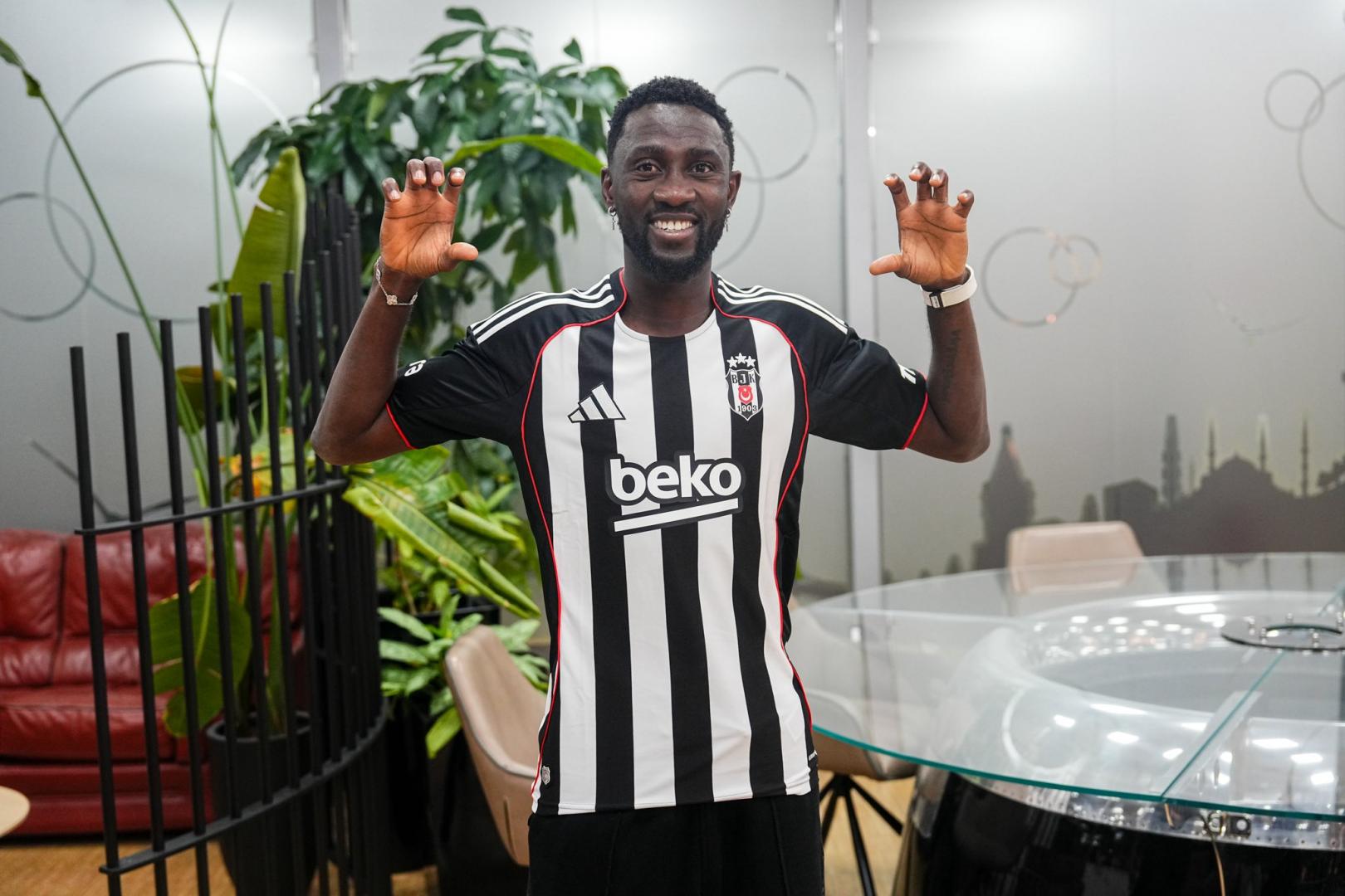 Wilfred Ndidi, Beşiktaş için İstanbul’da!