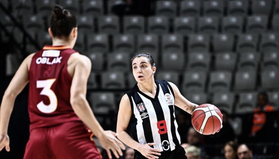 Beşiktaş BOA, sezonun ilk derbisinde mağlup!