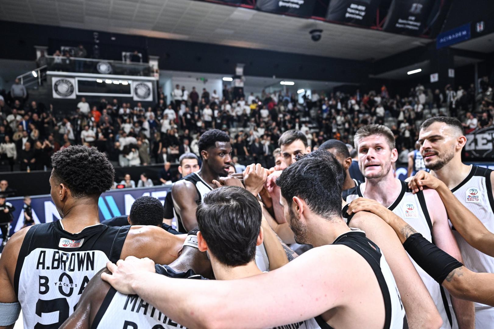 Beşiktaş GAİN, Anadolu Efes’e acımadı! 7’de 7!
