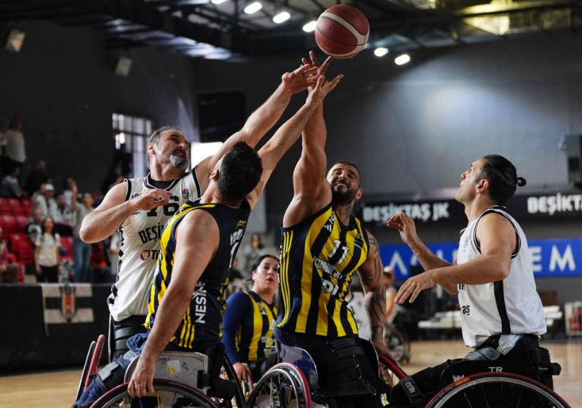 Beşiktaş Tüpraş, Fenerbahçe’ye mağlup!